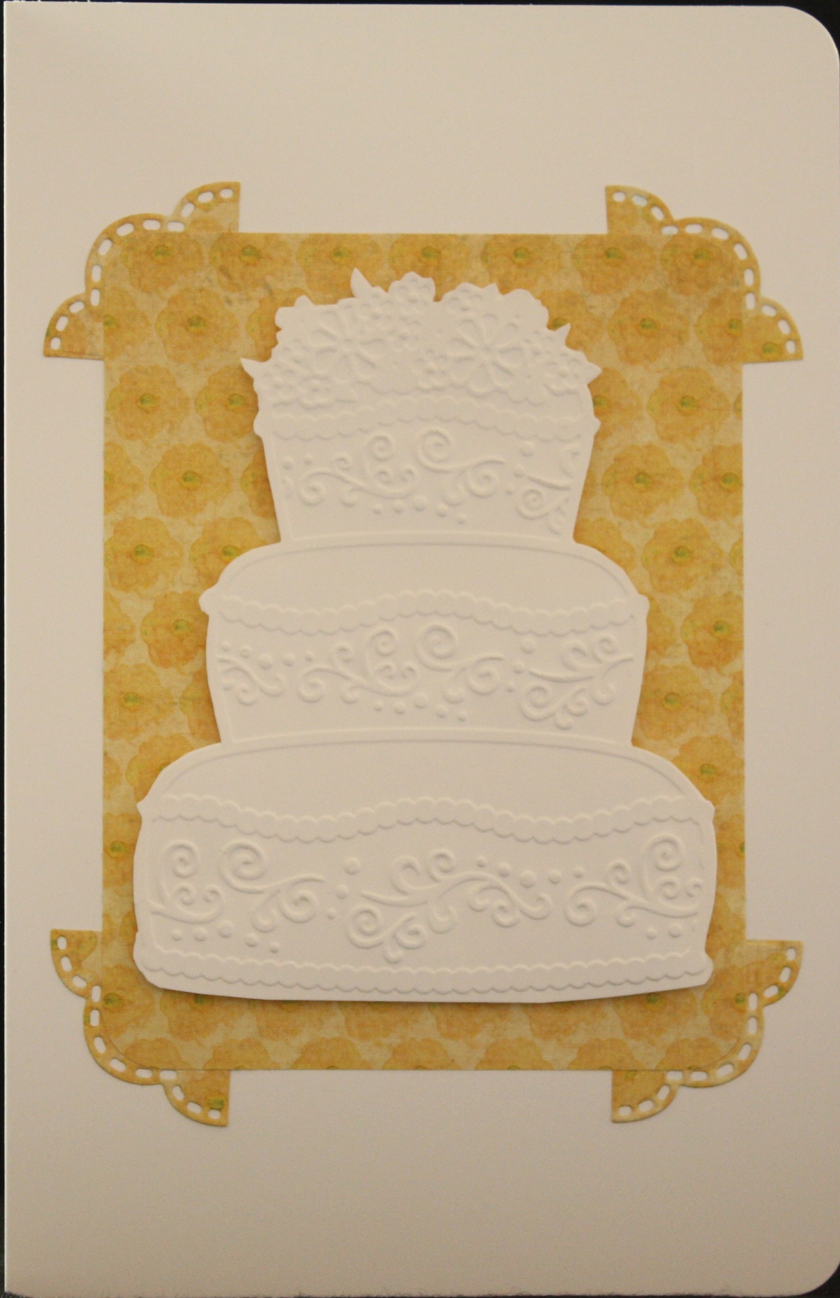 WeddingDecoratedCake4817